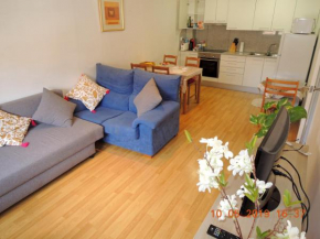  Apartament Besalú  Бесалу